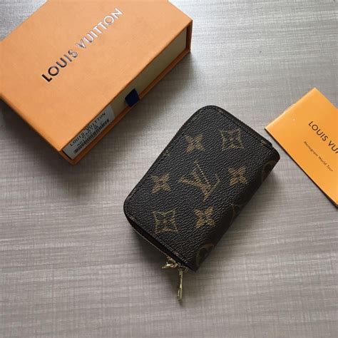 mens louis vuitton keychain wallet|louis vuitton key pouch wallet.